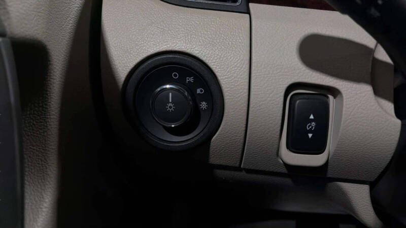 2011 Ford Taurus SEL