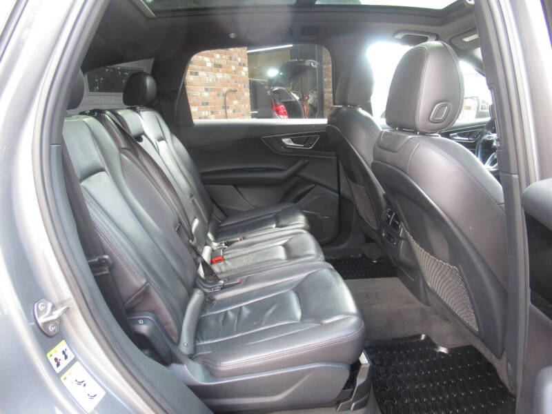 2017 Audi Q7 3.0T quattro Premium Plus