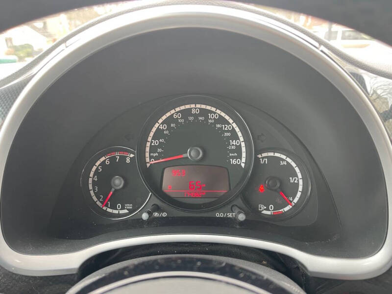 2013 Volkswagen Beetle Turbo PZEV Fender Edition