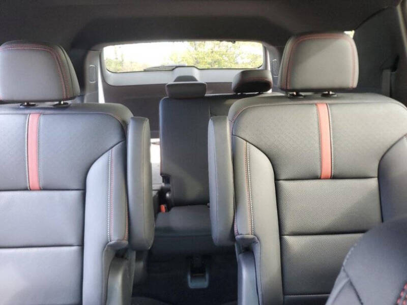 2025 Chevrolet Traverse RS