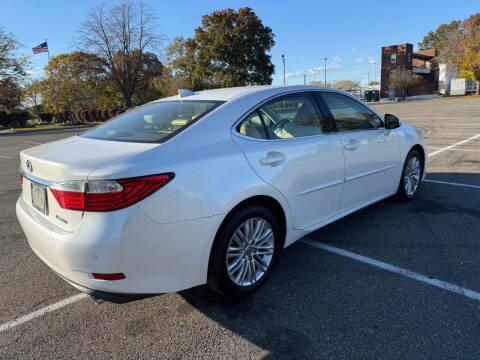 2015 Lexus ES 350 Crafted Line