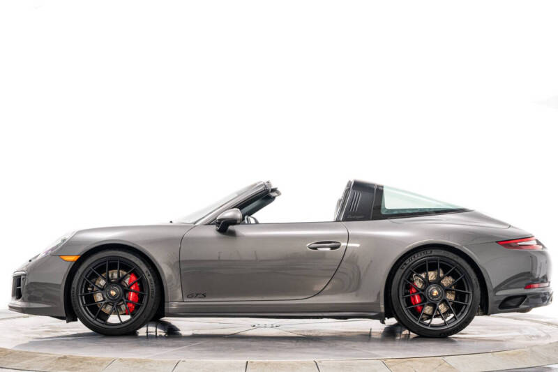 2018 Porsche 911 Targa 4 GTS