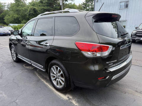 2016 Nissan Pathfinder SL