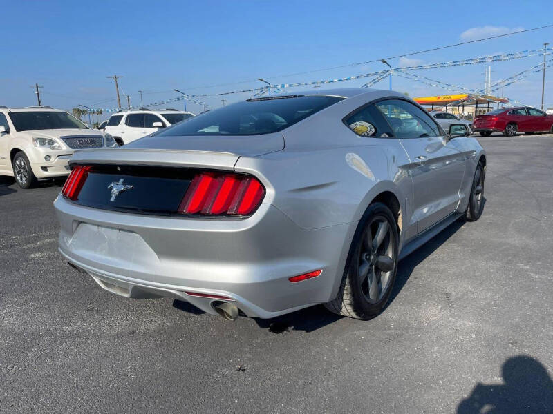 2015 Ford Mustang V6