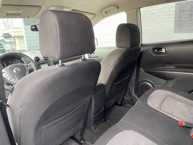 2011 Nissan Rogue SV