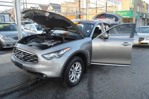 2010 Infiniti FX35