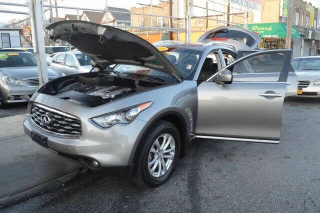 2010 Infiniti FX35