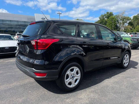 2019 Ford Escape S