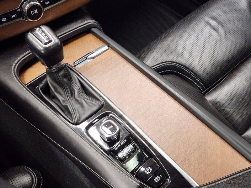 2017 Volvo XC90 T6 Inscription