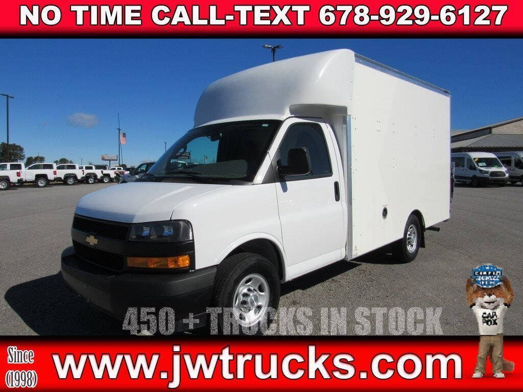 2019 chevrolet express cutaway