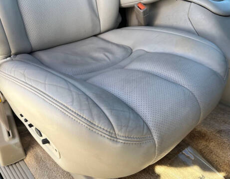 2000 Cadillac Escalade