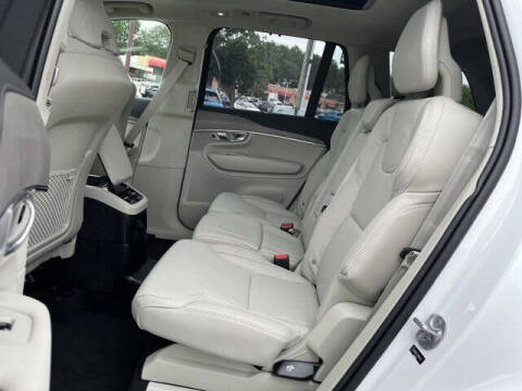 2024 Volvo XC90 Recharge T8 Ultimate Bright Theme 7P