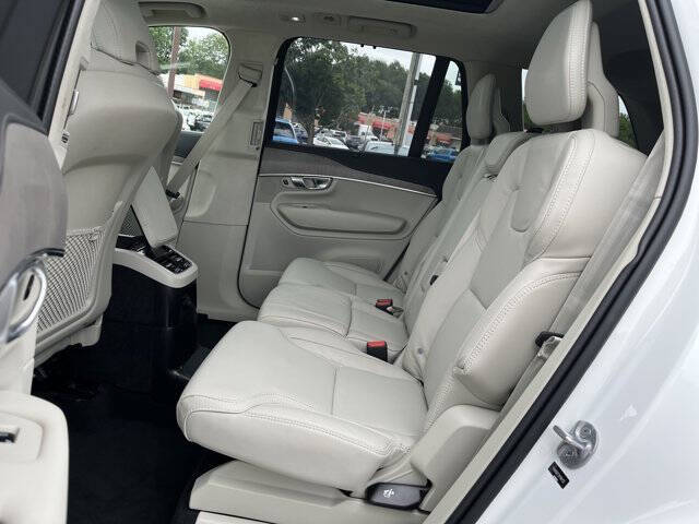 2024 Volvo XC90 Recharge T8 Ultimate Bright Theme 7P