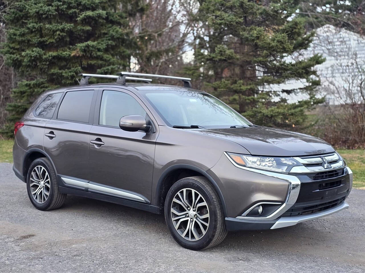 2016 Mitsubishi Outlander for sale at Town Auto Inc in Clifton Park, NY