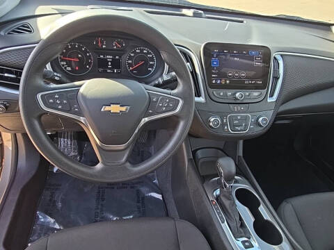 2023 Chevrolet Malibu LS