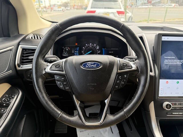 2022 Ford Edge SEL