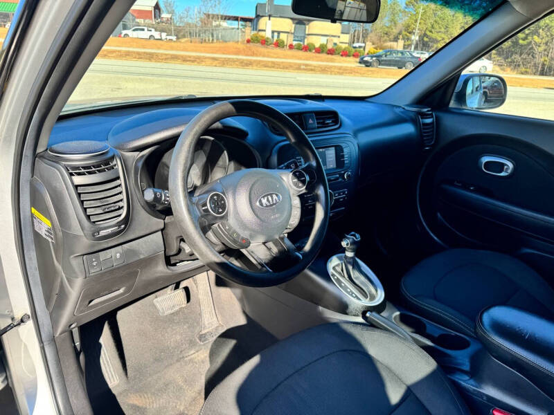 2017 Kia Soul +