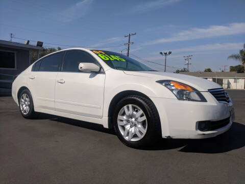 2009 Nissan Altima for sale at Easy Go Auto in Upland CA