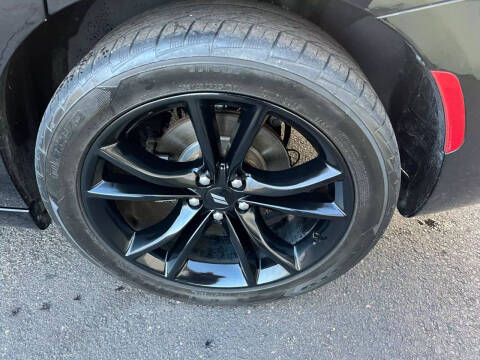 2017 Dodge Charger SXT