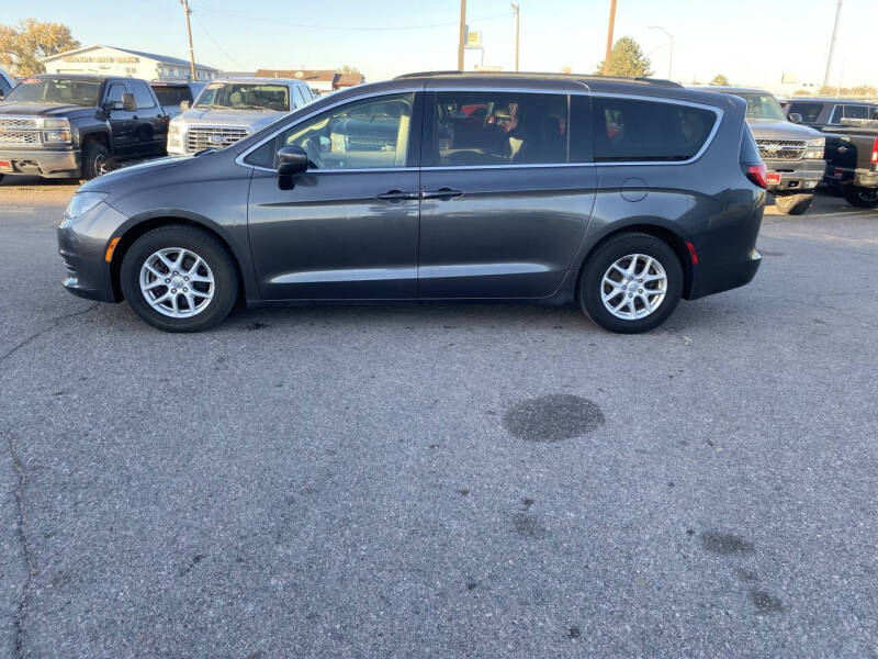2017 Chrysler Pacifica LX