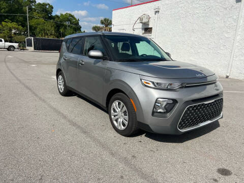 2022 Kia Soul for sale at LUXURY AUTO MALL in Tampa FL