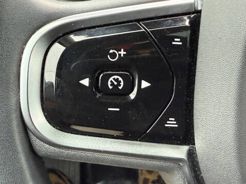 2023 Volvo XC90 B5 Plus Bright Theme