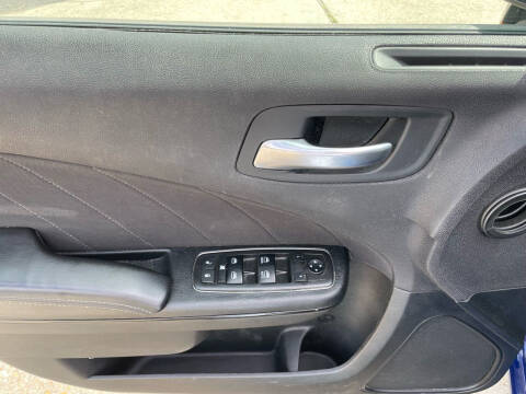 2019 Dodge Charger SXT