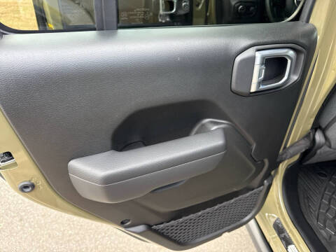 2025 Jeep Gladiator NightHawk