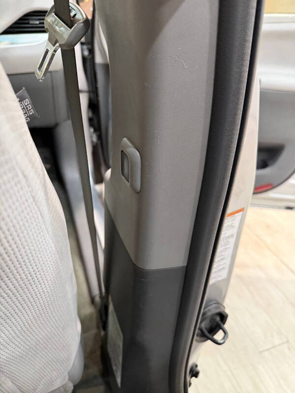 2017 Toyota Sienna LE 8-Passenger