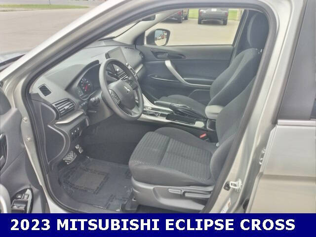 2023 Mitsubishi Eclipse Cross LE