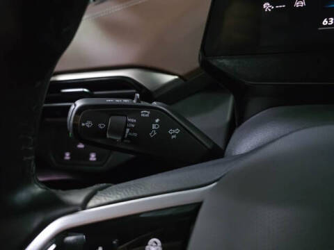 2025 Volkswagen ID.4 Pro