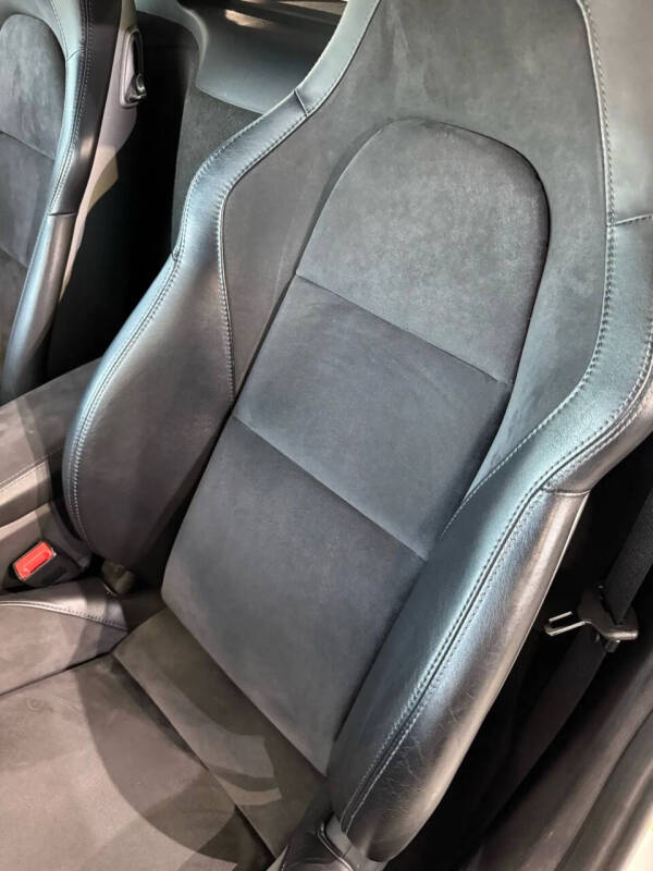 2018 Porsche 718 Cayman
