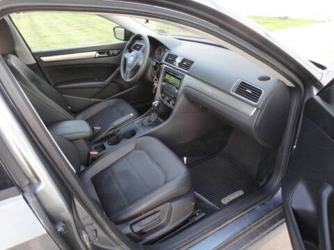 2013 Volkswagen Passat Wolfsburg Edition PZEV