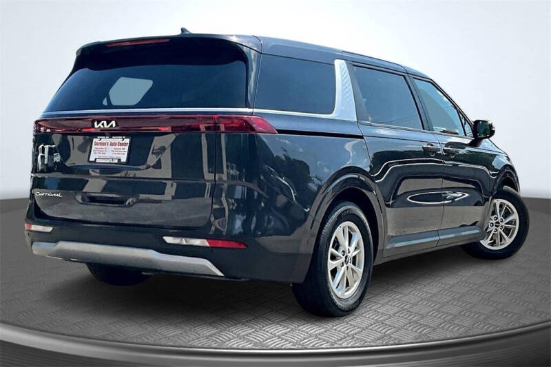 2022 Kia Carnival