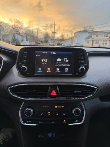 2019 Hyundai Santa Fe SE 2.4L