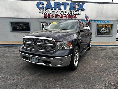 2017 RAM 1500 SLT