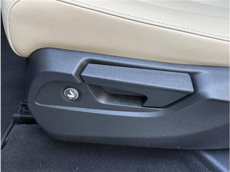 2022 Acura MDX w/Tech