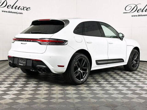 2023 Porsche Macan T