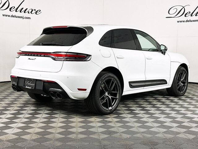 2023 Porsche Macan T