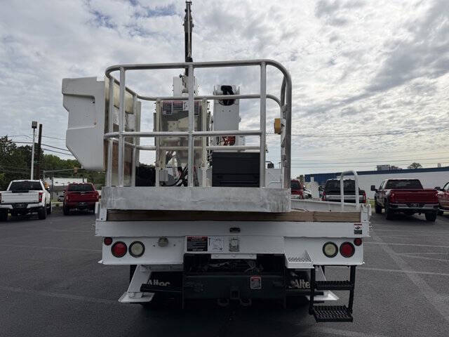 2014 Freightliner M2 106