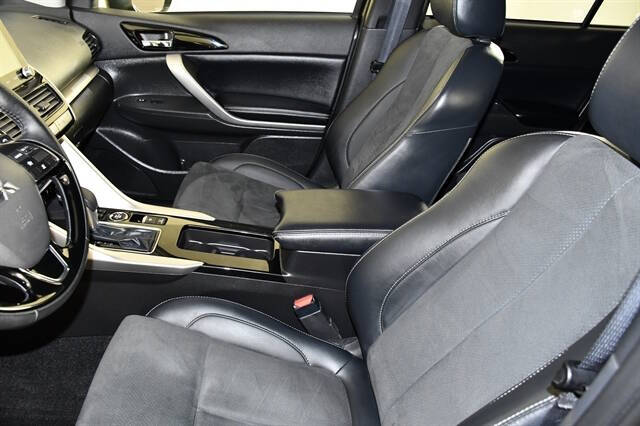 2025 Mitsubishi Eclipse Cross SE