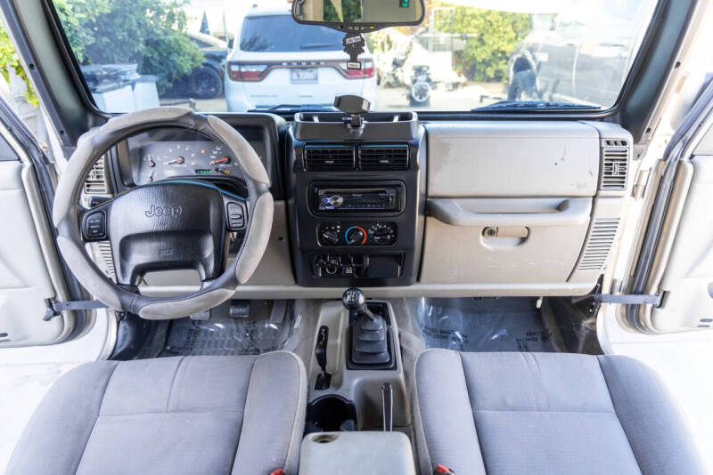 2003 Jeep Wrangler Sahara