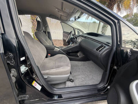 2014 Toyota Prius Two