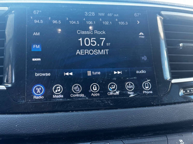 2017 Chrysler Pacifica Touring-L Plus