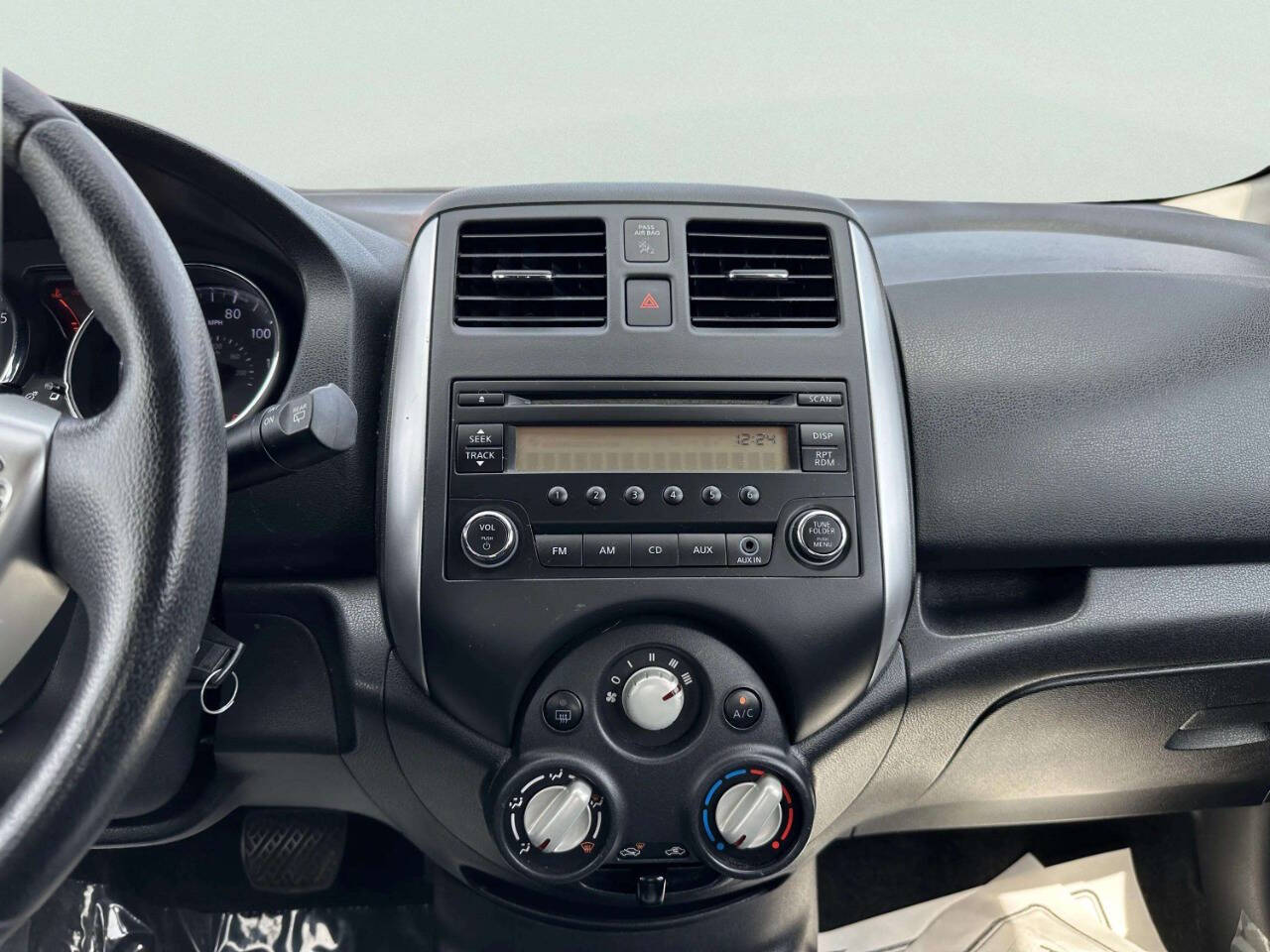NissanVersa Note21