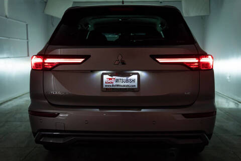 2025 Mitsubishi Outlander SE