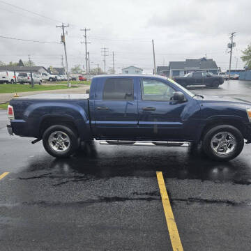 2006 Mitsubishi Raider XLS