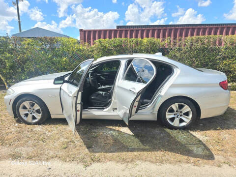 2013 BMW 5 Series 528i