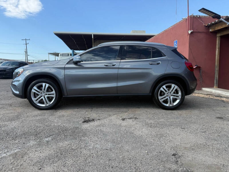 2015 Mercedes-Benz GLA-Class null photo 17