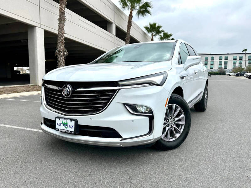 2023 Buick Enclave Essence